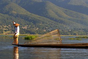 myanmar-must-do_InleLake