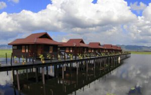 LWENWE PHAYA TAUNG YAY SEIT VILLAGE, NYAUNG SHWECommunity visit is conducted in the Lwenwe Phaya Taung Yay Seit Village in NyaungShwe Township in Shan State. The capacity involves six traditional bungalow buildings which can accommodate 12 visitors. You can experience the lifestyle of the villagers and go sightseeing. Since locals live nearby, you can observe and even participate in their daily routines. We promise that this will be a unique experience for you.